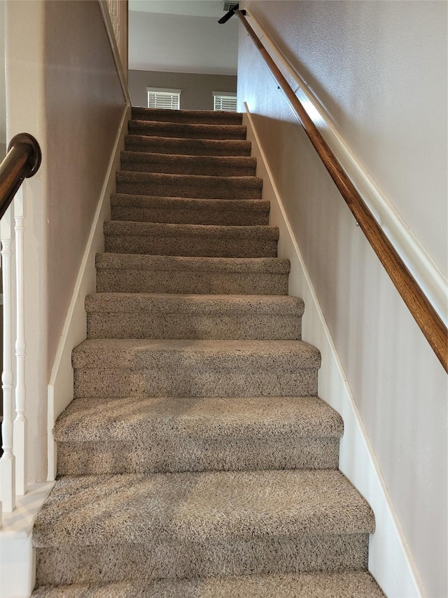 5647 Horseshoe Fls, Missouri City, TX 77459 - view of stairs
