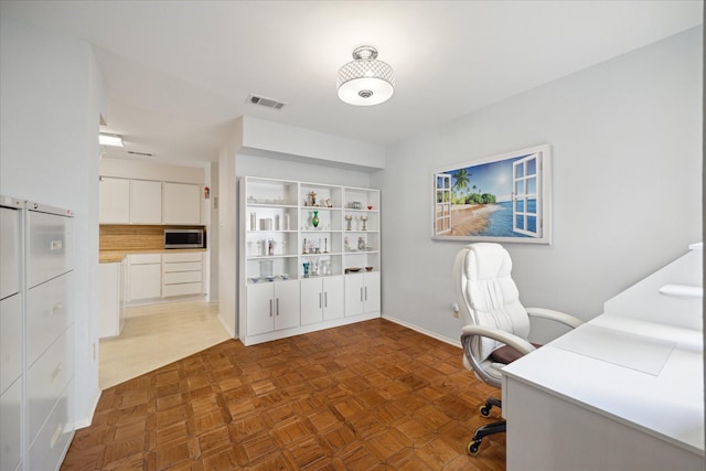 1939 Ash Meadow Dr, Houston, TX 77090 - office area with baseboards
