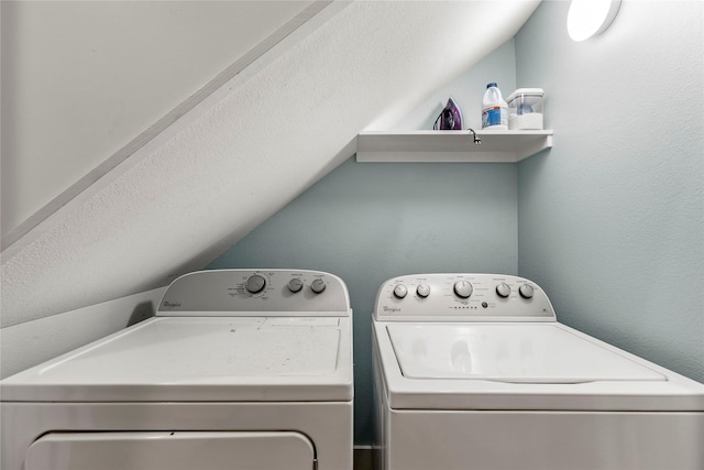 1317 Emerald Dr, Crystal Beach, TX 77650 - laundry room featuring independent washer and dryer