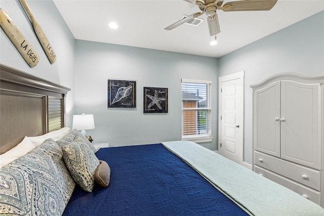1317 Emerald Dr, Crystal Beach, TX 77650 - bedroom featuring ceiling fan and recessed lighting