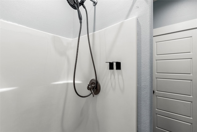 1317 Emerald Dr, Crystal Beach, TX 77650 - bathroom view of a shower