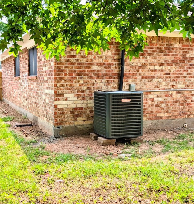 829 Canfield St, Liberty, TX 77575 - photo 19