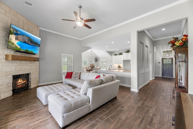 303 Cavalry Trail Dr, Rosharon, TX 77583 - photo 6