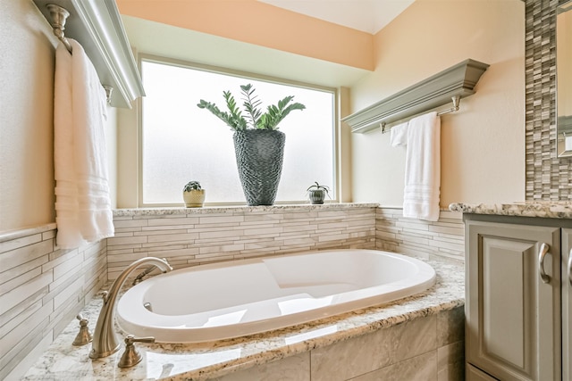 610 Bayou Bend Dr, Deer Park, TX 77536 - full bathroom featuring a bath