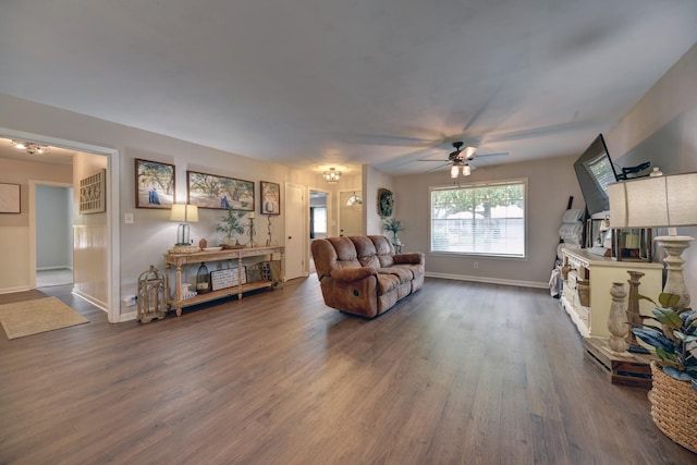 507 Sandra Dr, Brenham, TX 77833 - living area featuring wood finished floors, a ceiling fan, and baseboards