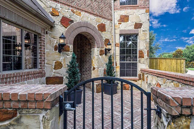 10019 Touhy Lake Dr, Katy, TX 77494 - photo 3