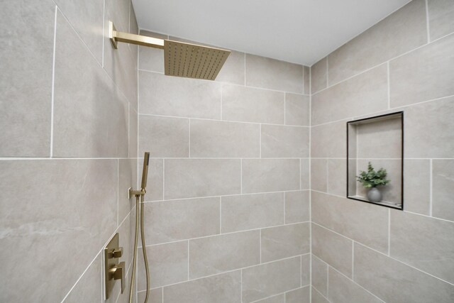 6249 Locke Ln, Houston, TX 77057 - full bath with a tile shower