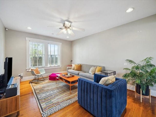 1427 Hall Pl, Houston, TX 77008 - living area with a ceiling fan, wood finished floors, recessed lighting, and baseboards