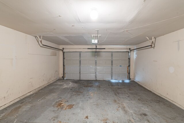 11714 Welshpool Glen Dr, Houston, TX 77066 - garage with a garage door opener