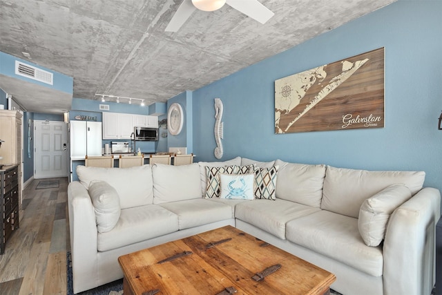 11945 Termini San Luis Pass Rd Unit 205, Galveston, TX 77554 - photo 6