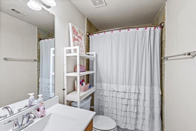2506 Solitude, Deer Park, TX 77536 - bathroom with vanity, toilet, and a shower with curtain