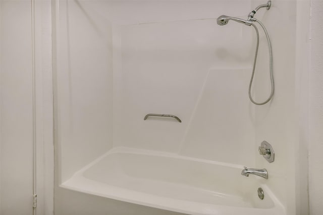 1100 Augusta Dr Unit 33, Houston, TX 77057 - bathroom featuring tub / shower combination
