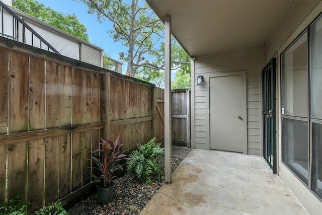 1100 Augusta Dr Unit 33, Houston, TX 77057 - view of patio