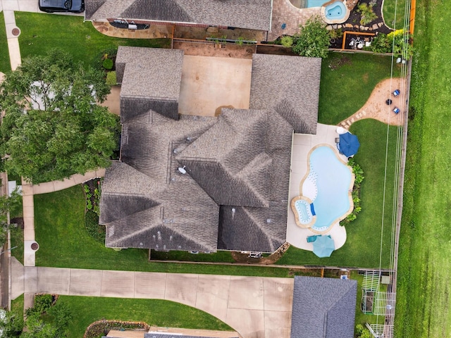 8718 Stowe Creek Ln, Missouri City, TX 77459 - bird's eye view of a pool area