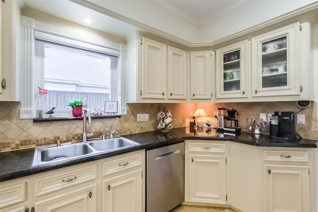 602 Rock Cv, Houston, TX 77079 - kitchen featuring dishwasher, a sink, dark countertops, tasteful backsplash, and ornamental molding