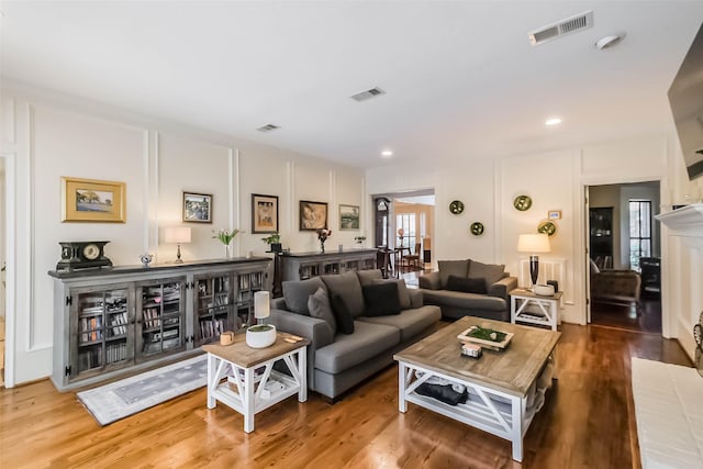 602 Rock Cv, Houston, TX 77079 - living room with wood finished floors and recessed lighting