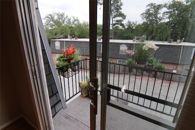 9003 Gaylord Dr Unit 11, Houston, TX 77024 - view of balcony
