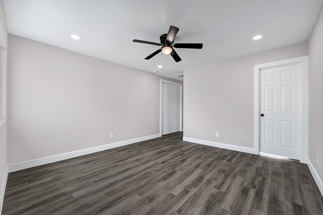 9805 Fabiola Dr, Houston, TX 77075 - unfurnished bedroom with dark wood-style flooring, recessed lighting, baseboards, a closet, and ceiling fan