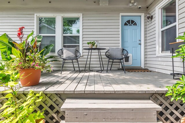 1618 Lawrence St, Houston, TX 77008 - view of wooden terrace