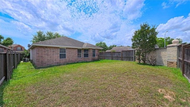 19726 Imperial Colony Ln, Katy, TX 77449 - view of yard featuring cooling unit