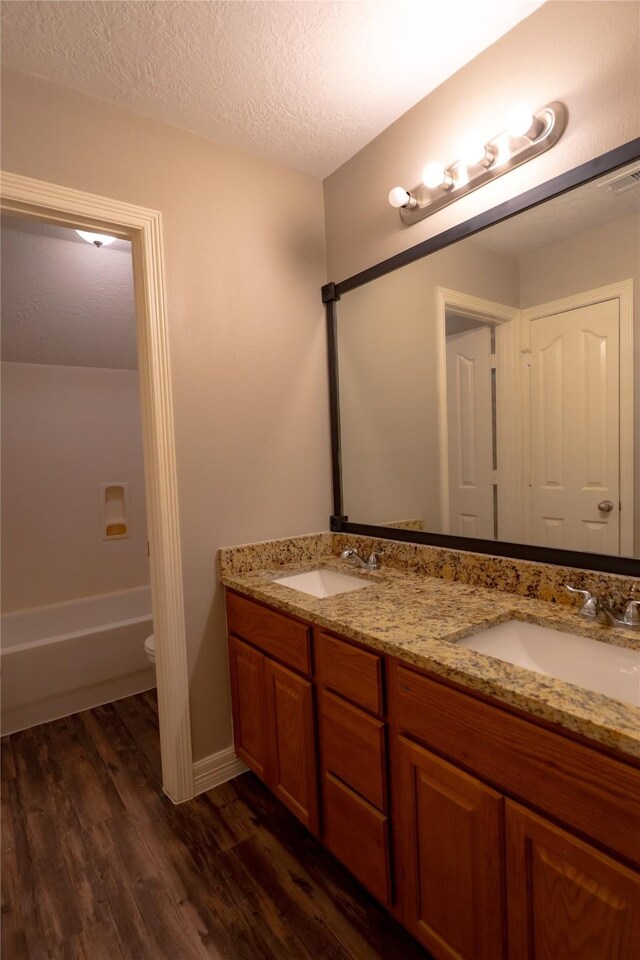 14006 Martinique Ln, Mont Belvieu, TX 77523 - photo 27