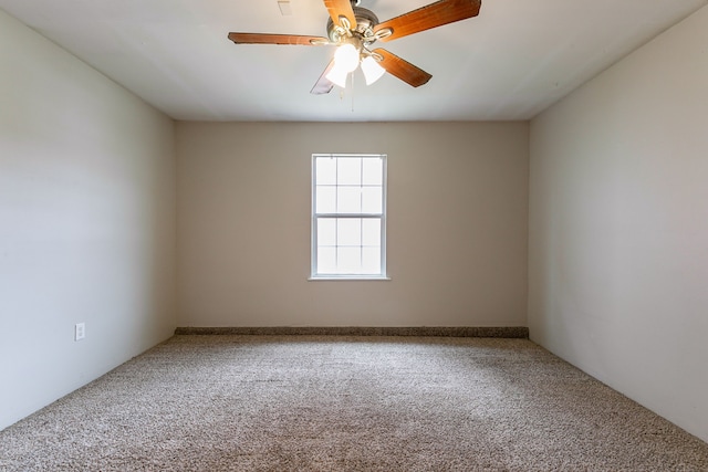 12518 Rosslare Dr, Houston, TX 77066 - unfurnished room with carpet and a ceiling fan