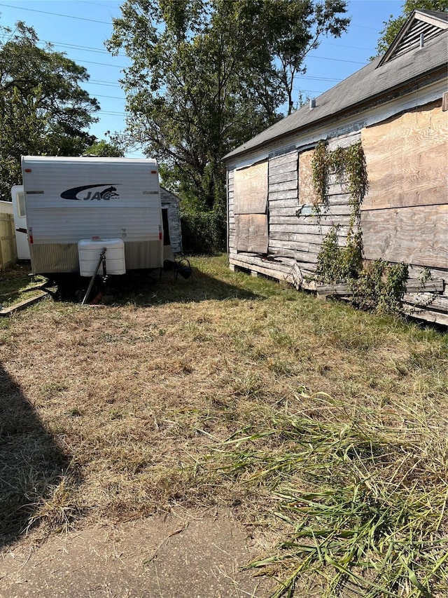 5420 Pease St, Houston, TX 77023 - view of yard