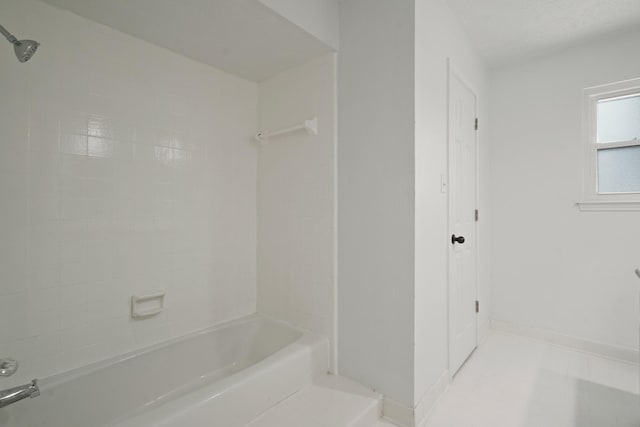 31111 Alice Ln, Tomball, TX 77375 - full bath featuring washtub / shower combination and baseboards