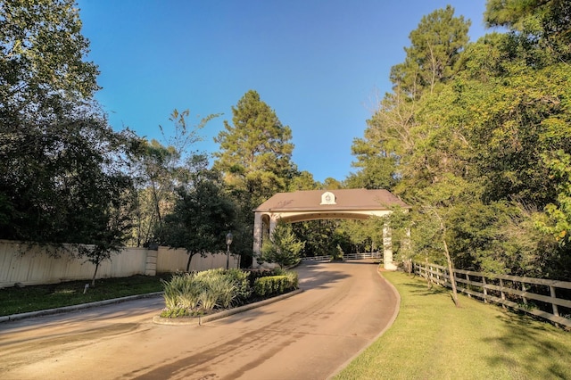 7393 Teaswood Dr, Conroe, TX 77304