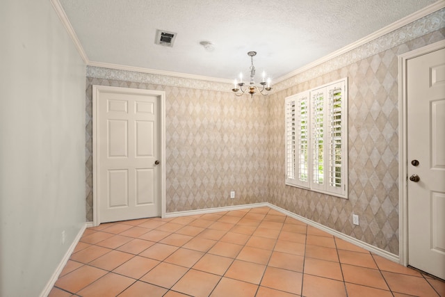108 Hereford Dr, Conroe, TX 77304 - unfurnished room featuring ornamental molding, baseboards, a chandelier, a textured ceiling, and wallpapered walls