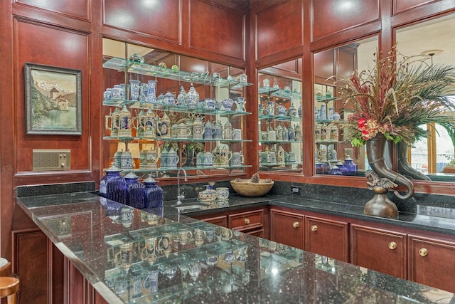 8800 Woodway Dr Unit 12, Houston, TX 77063 - bar featuring a sink