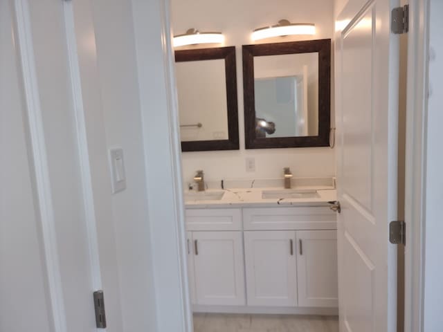 4539 Rosemont St A/B, Unit A/B Houston, TX 77051 - bathroom featuring double vanity