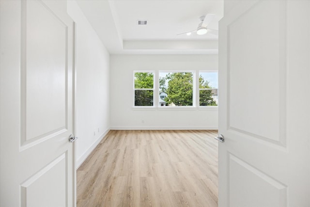 1212 Nadine St, Houston, TX 77009 - unfurnished room featuring light wood-style flooring, ceiling fan, and baseboards