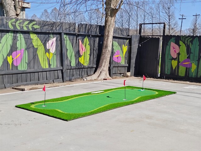 11810 Sagedowne Ln, Houston, TX 77089 - view of property's community with an area to practice putting