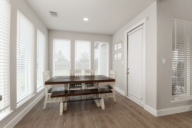 1918 Longcroft Ln, Katy, TX 77493 - dining room featuring wood finished floors, plenty of natural light, baseboards, and recessed lighting