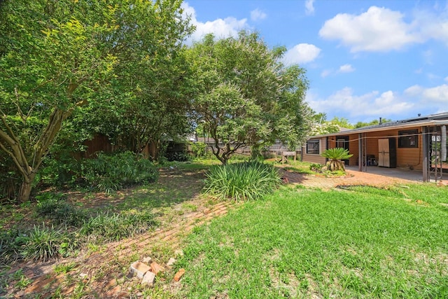 7658 El Rancho St, Houston, TX 77087 - view of yard