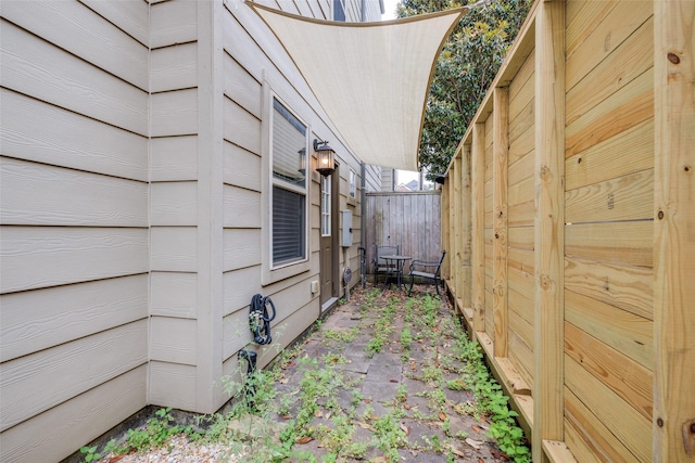 2915 Pease St, Houston, TX 77003 - view of side of home