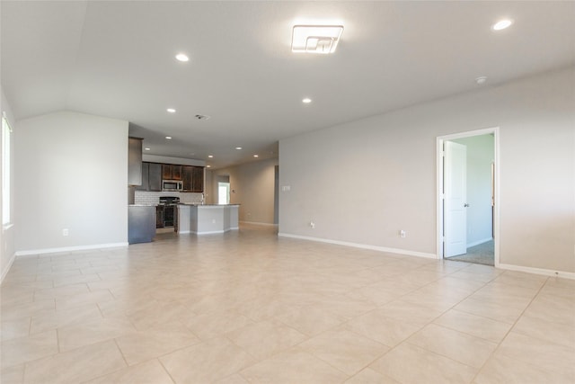 3518 Windham Way, Katy, TX 77494 - unfurnished living room featuring recessed lighting and baseboards