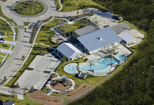 8442 Horsepen Bend Dr, Conroe, TX 77385 - view of property location featuring a pool