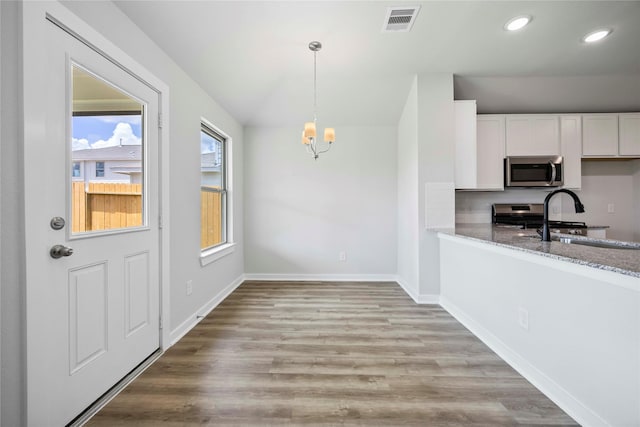 805 Clear Valley Ln, Dayton, TX 77535 - photo 7