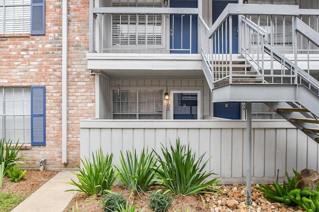 2350 Bering Dr Unit 105, Houston, TX 77057 - entrance to property featuring brick siding