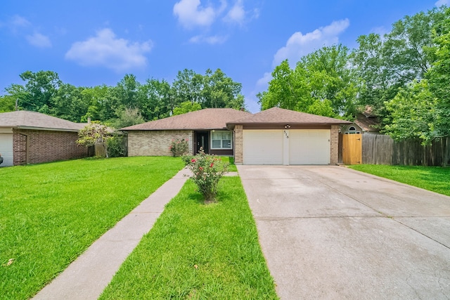 516 Aweigh Dr, Crosby, TX 77532 - photo 1