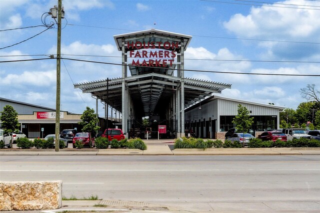 1115 E 27th St, Houston, TX 77009 - photo 20