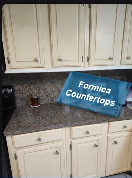 6815 Maczali Dr, Houston, TX 77489 - detailed view of dark countertops and backsplash