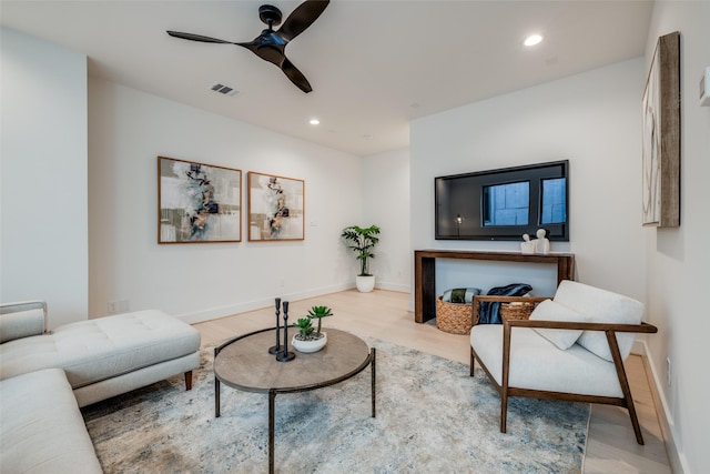 1851 Sul Ross St, Houston, TX 77098 - living area featuring ceiling fan, recessed lighting, baseboards, and light wood-style floors