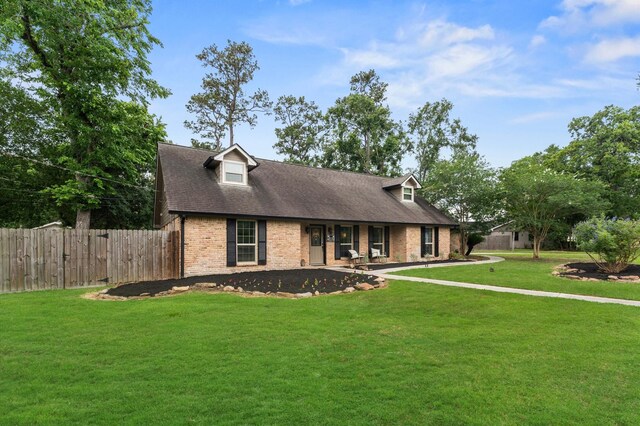 107 Royal Ct, Friendswood, TX 77546 - photo 2
