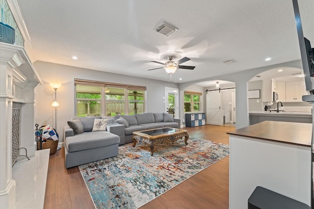 107 Royal Ct, Friendswood, TX 77546 - photo 12