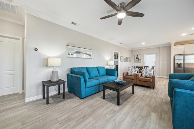 22409 Vista Del Mar, Galveston, TX 77554 - living room featuring light wood finished floors, recessed lighting, crown molding, baseboards, and a ceiling fan