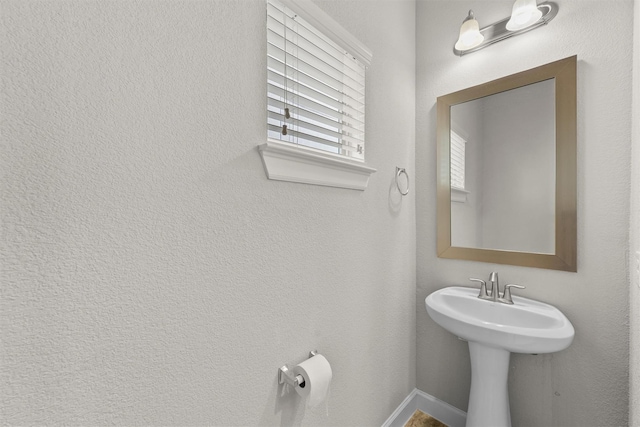 9611 Knights Station Dr, Houston, TX 77045 - bathroom with a sink