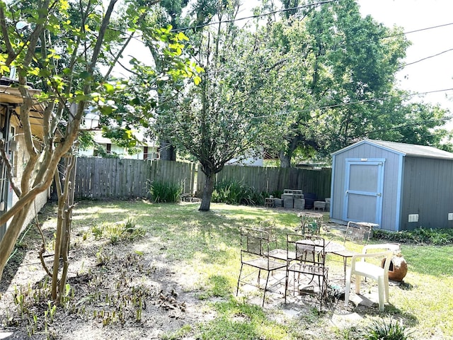 2202 Matilda St, Houston, TX 77039 - view of yard
